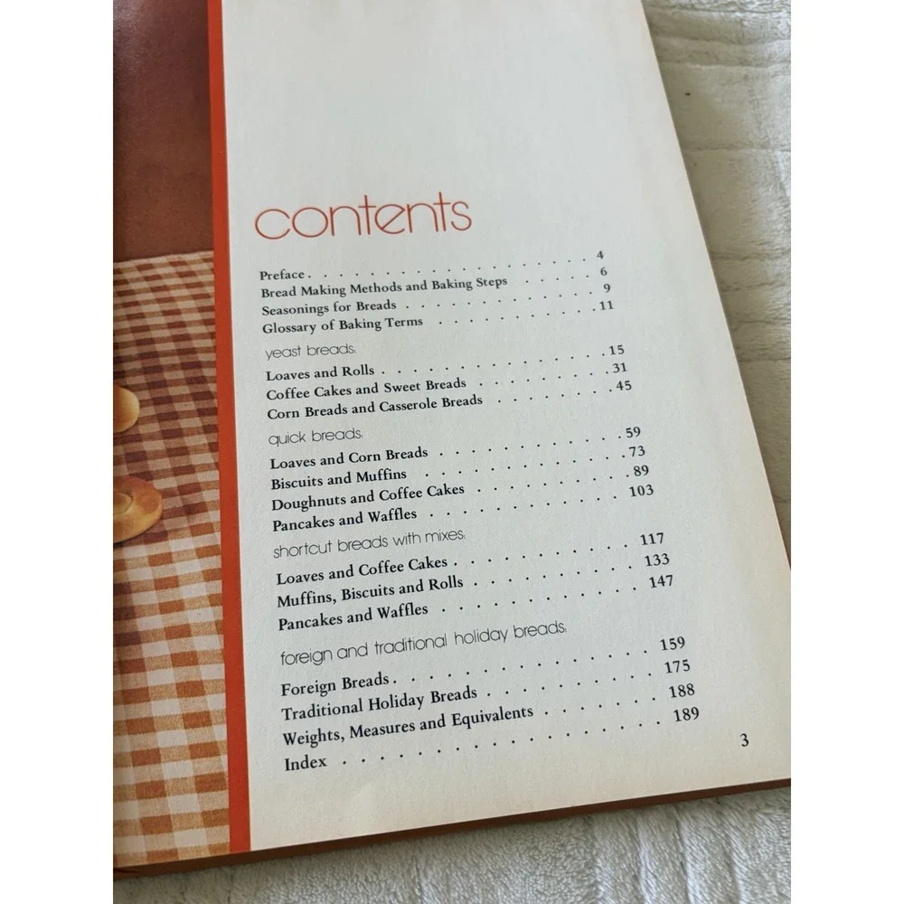 Southern Living Cookbook Lot Of 2 Breads / Pies And Pastries 1972 Vintage